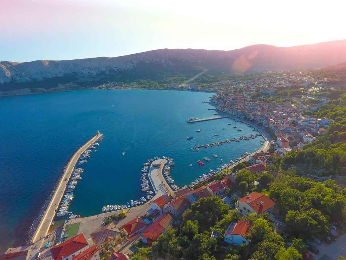 Apartman Baska, Exklusive Mit Poolarea In Baska, Krk - Kroatien