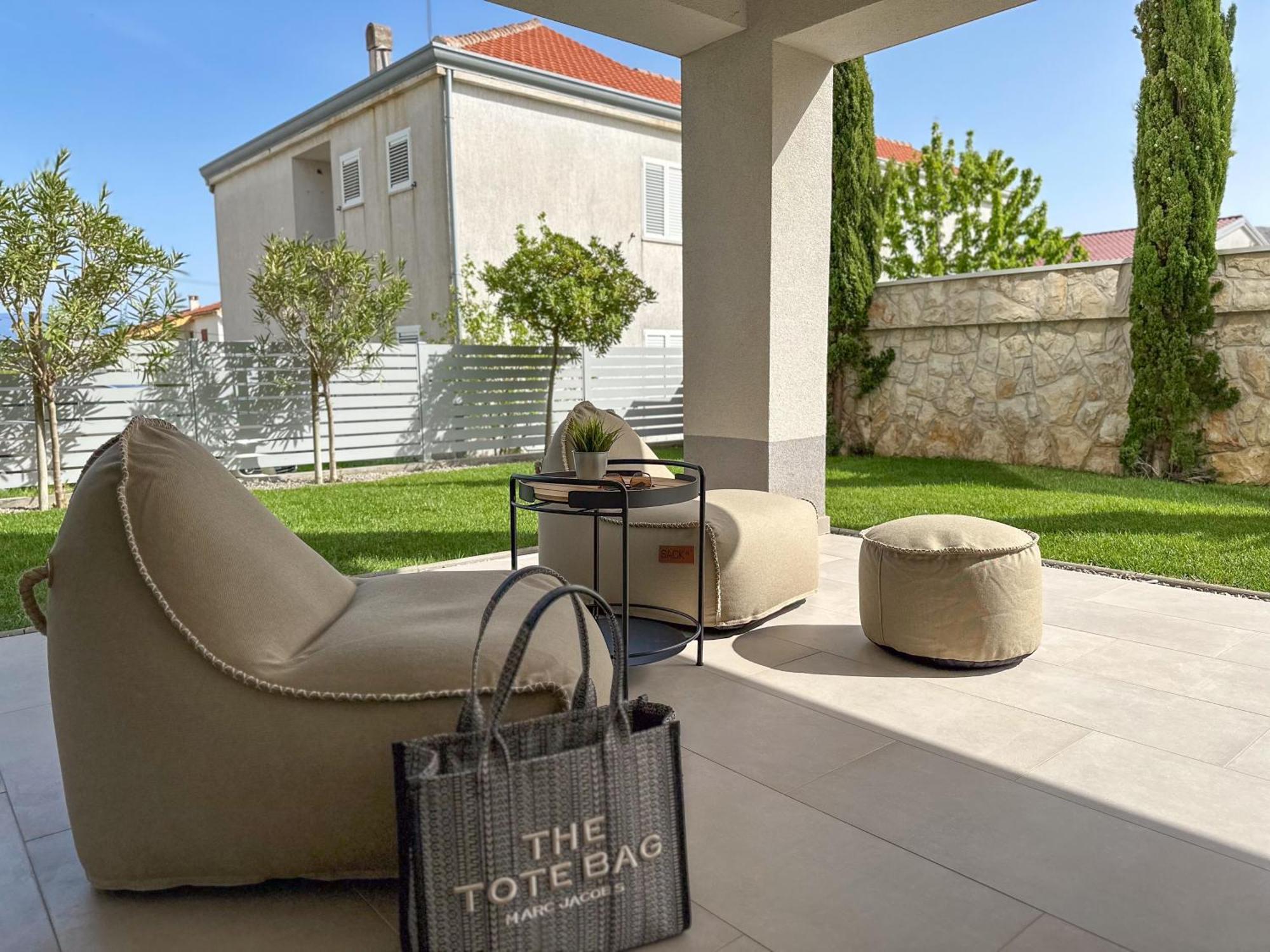 Baska, Exklusive Mit Poolarea In Baska, Krk - Kroatien Appartement *