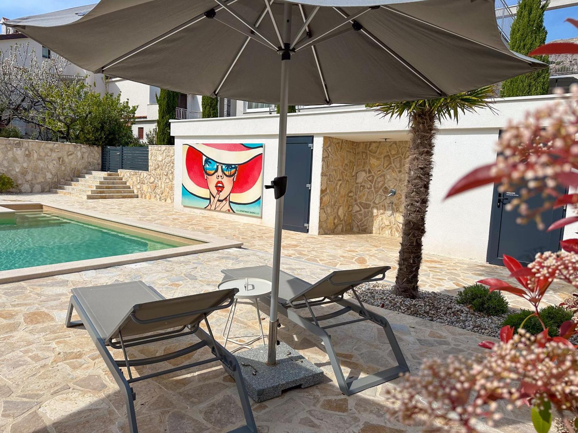 Apartment Baska, Exklusive Mit Poolarea In Baska, Krk - Kroatien *