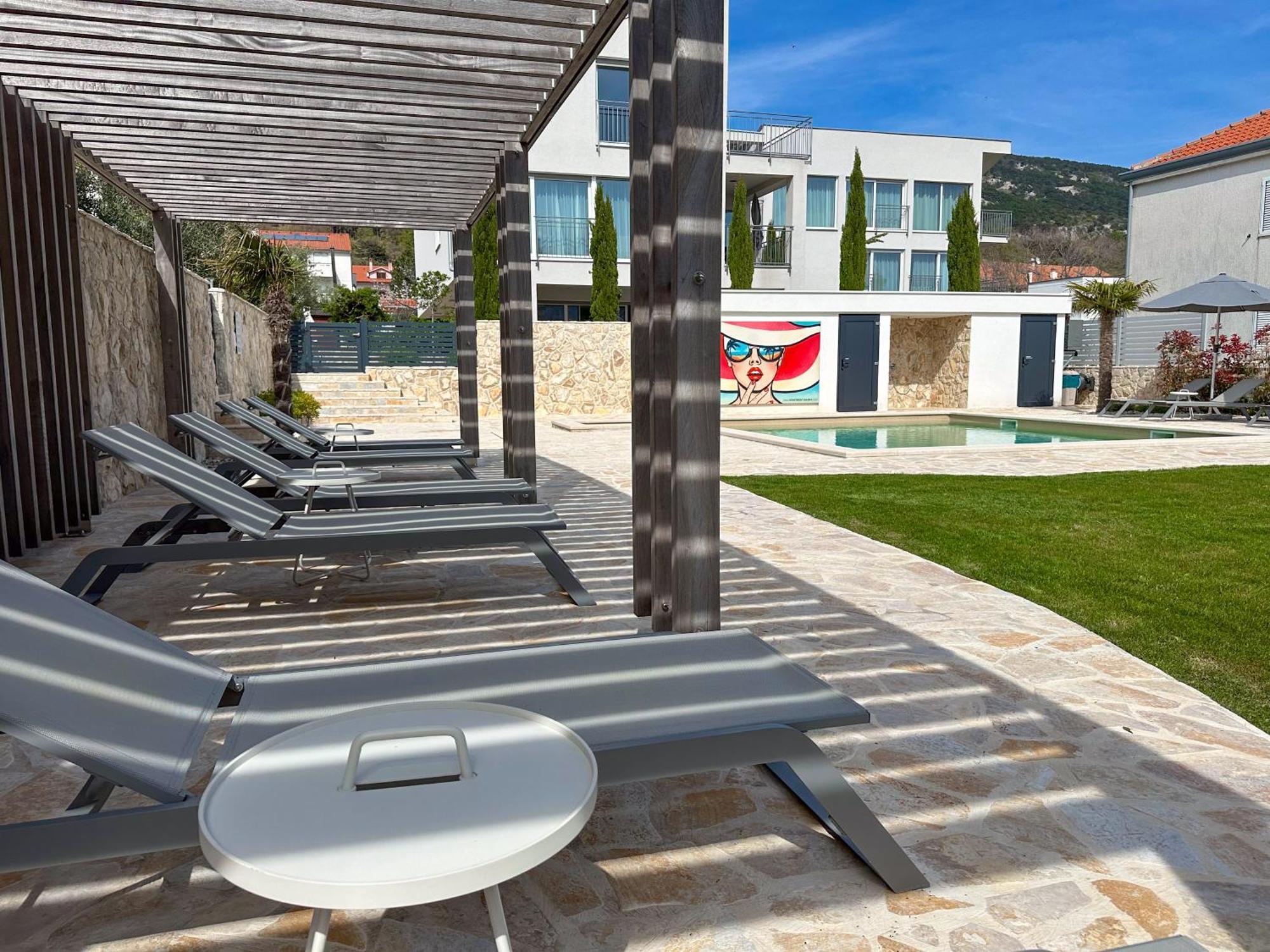 Apartment Baska, Exklusive Mit Poolarea In Baska, Krk - Kroatien Baska (Krk)